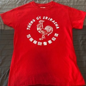 Sriracha Tee size Small
